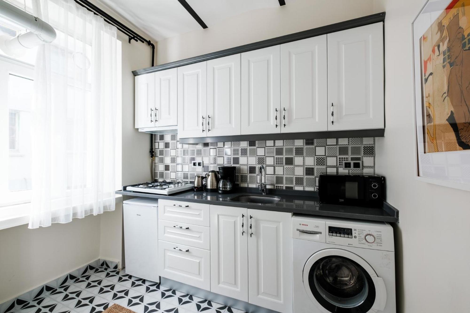 דירות איסטמבול Unique Flat W 5 Min To Galata Tower Istiklal Ave מראה חיצוני תמונה